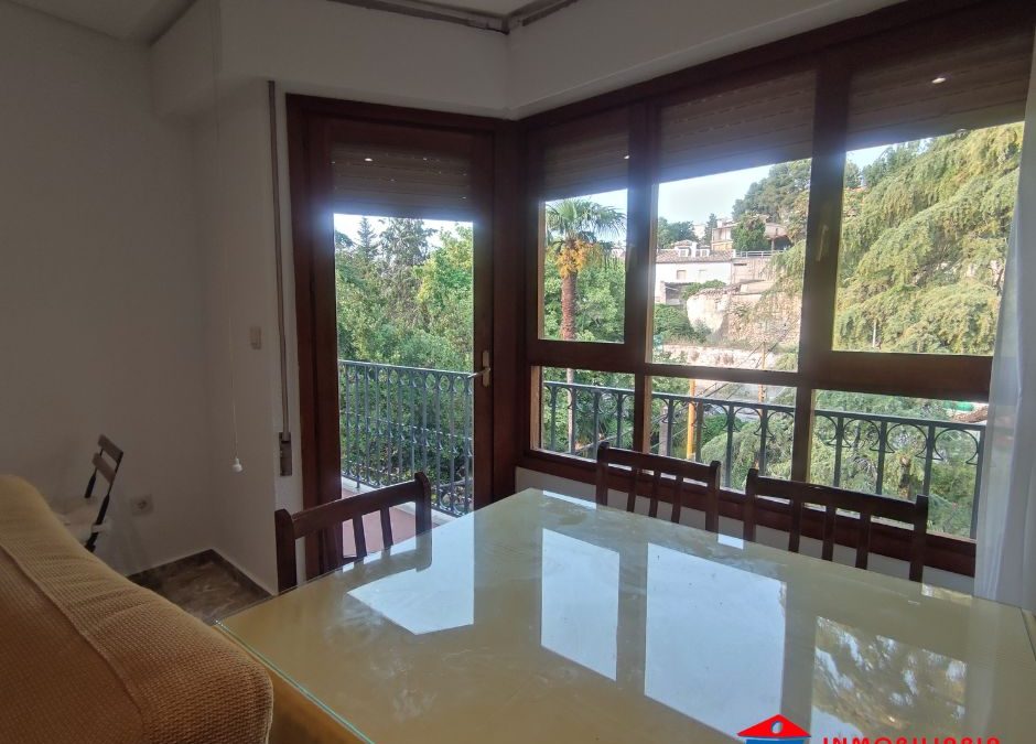Piso pleno centro con buhardilla y terraza | REF. 868 | 154.000€