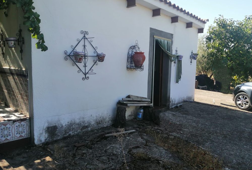Casa con parcela de 4000m | REF. | 55.000€